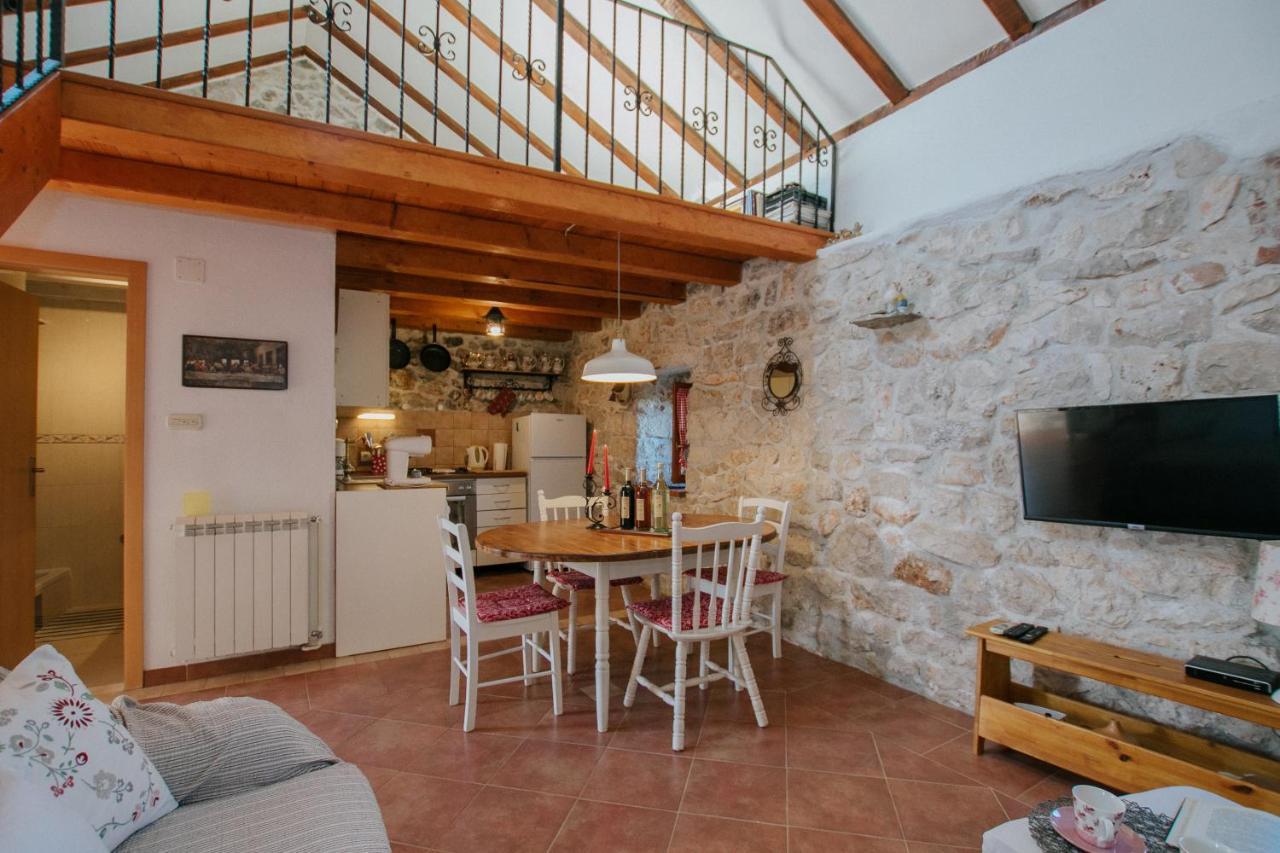 Country House Rusula Vrsine 외부 사진